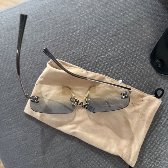 Chanel sunglasses - Picture 5 of 5